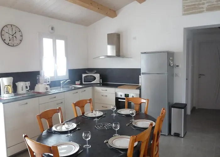 Maison Moderne Pres Et Commerces A Pour 6 Pers. - Fr-1-823-72 Holiday home *