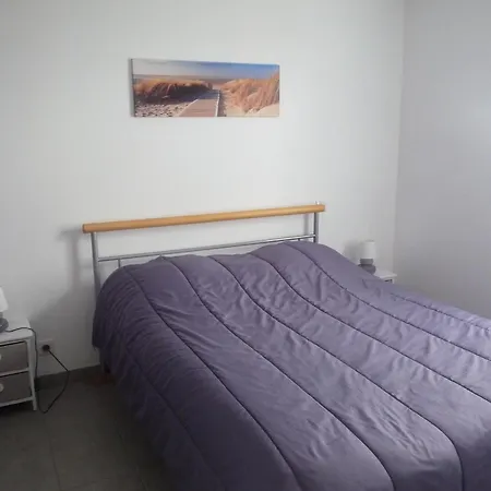 Maison Moderne Pres Et Commerces A Pour 6 Pers. - Fr-1-823-72